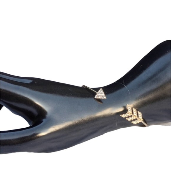 Rhinestone Arrow Bracelet Adjustable Gold Bangle Bracelet Arrowhead New - Picture 5 of 9